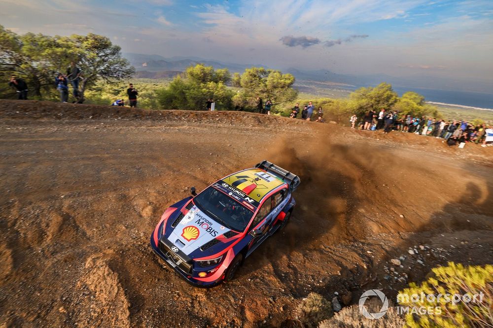 Neuville was 36 points adrift of Rovanpera heading into the weekend, but is now 66 points behind